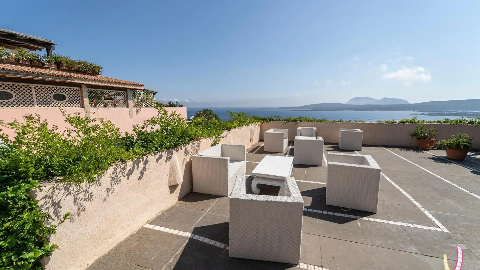 Love Ladunia Porto Rotondo Apartment