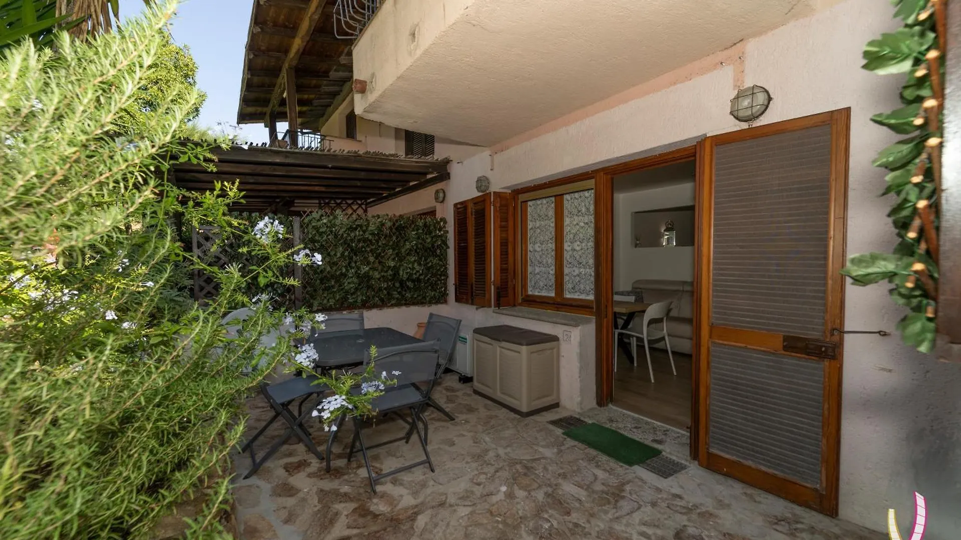Love Ladunia Porto Rotondo Apartment